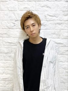 山本　純也