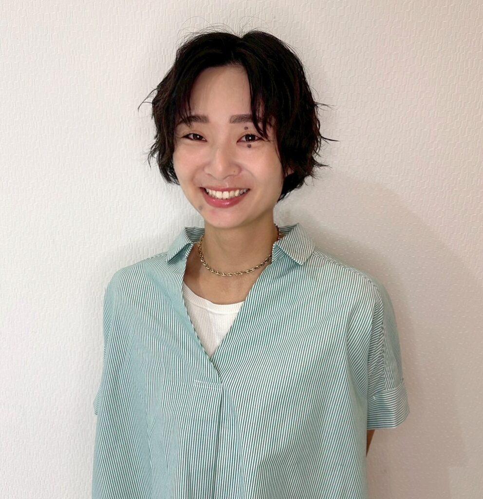 川村 百恵