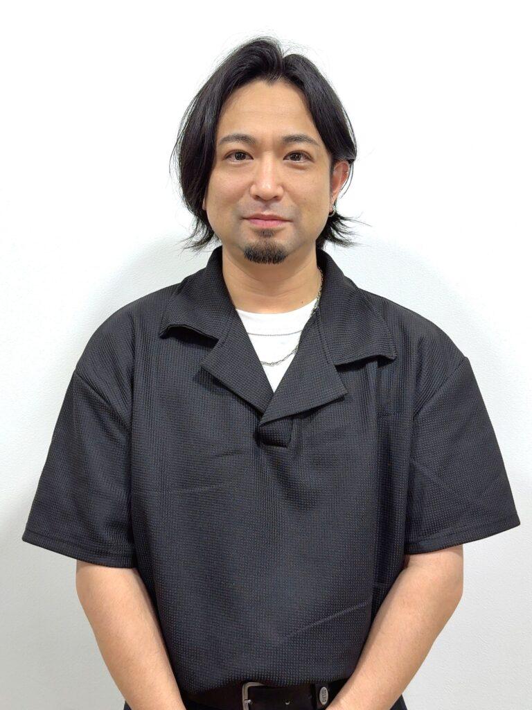 信島　一成