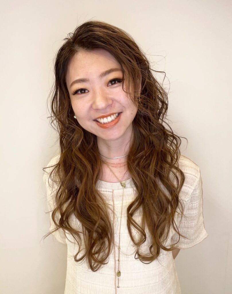 安達 静香