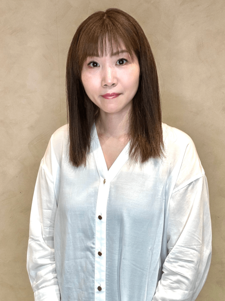 新　亜紀子