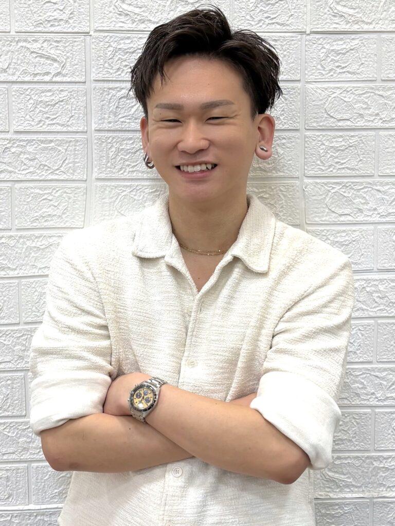 西　大翔