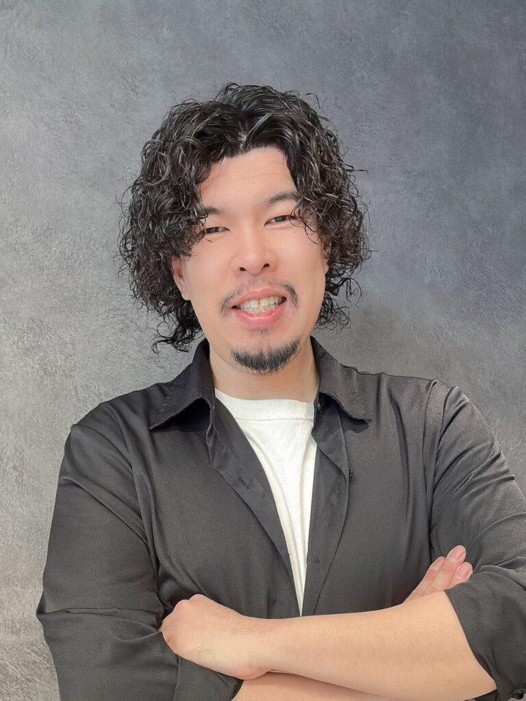 潮田 健也