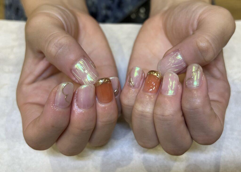 mirror nail