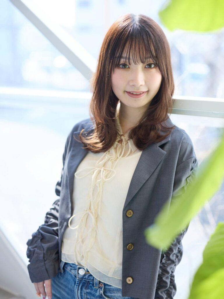 上品にきまる大人のブラウンベージュ