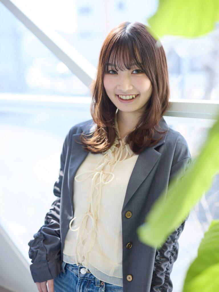 上品にきまる大人のブラウンベージュ