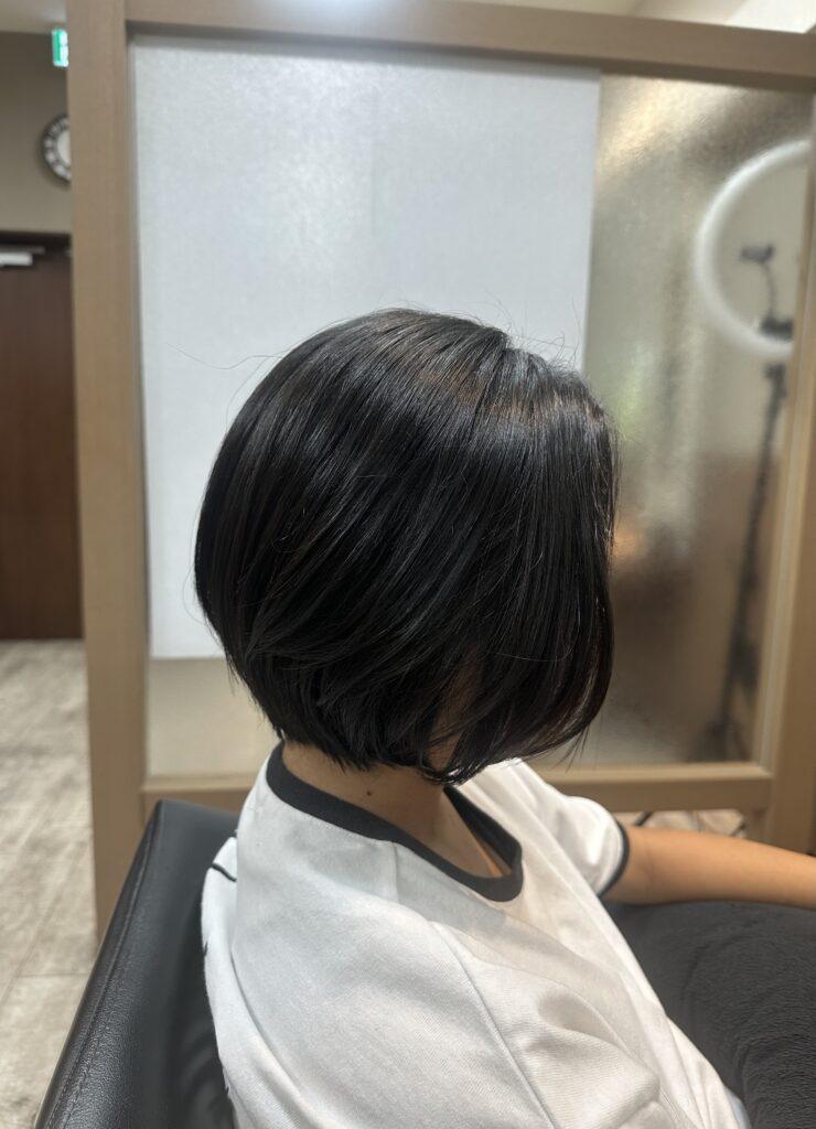 前下がりショートボブ